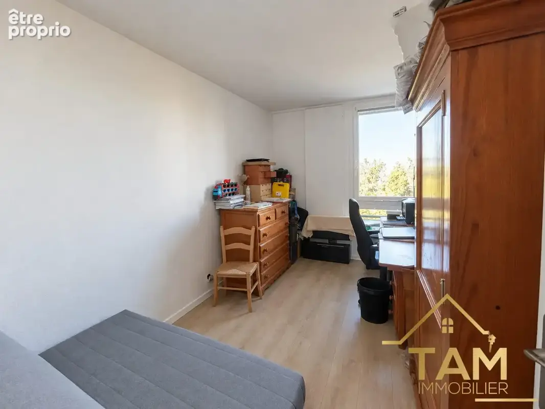 Appartement 5 pièces 97 m² à vendre à Elancourt (78990) - photo 9