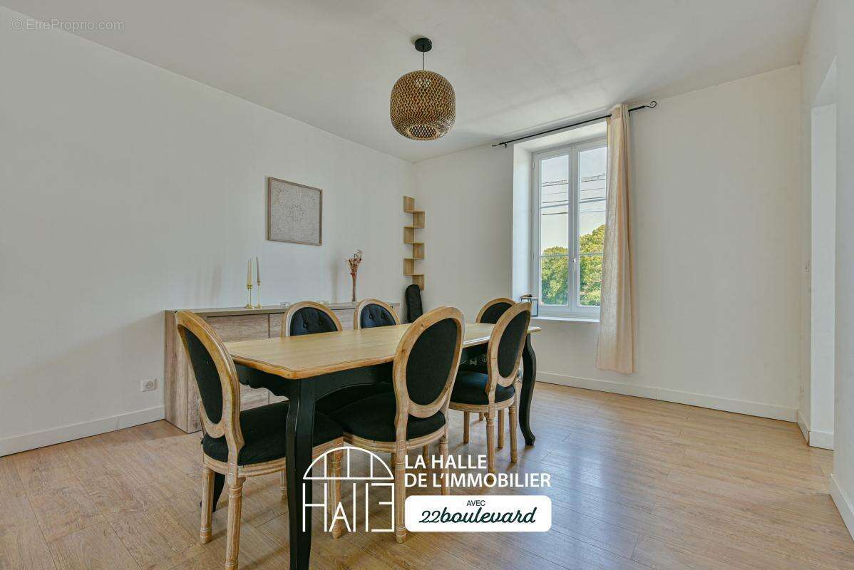 Maison 7 pièces 202 m² à vendre à Peyrilhac (87510) - photo 6