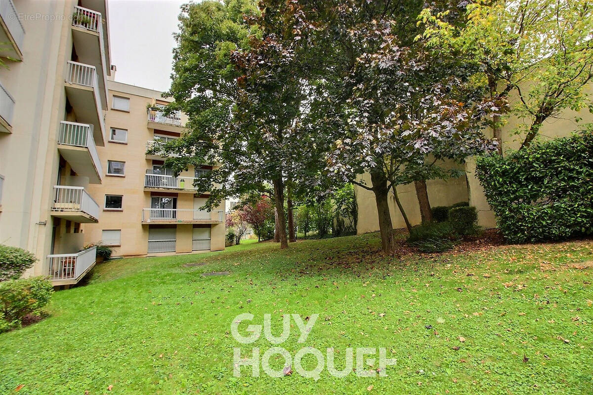 Appartement à RUEIL-MALMAISON