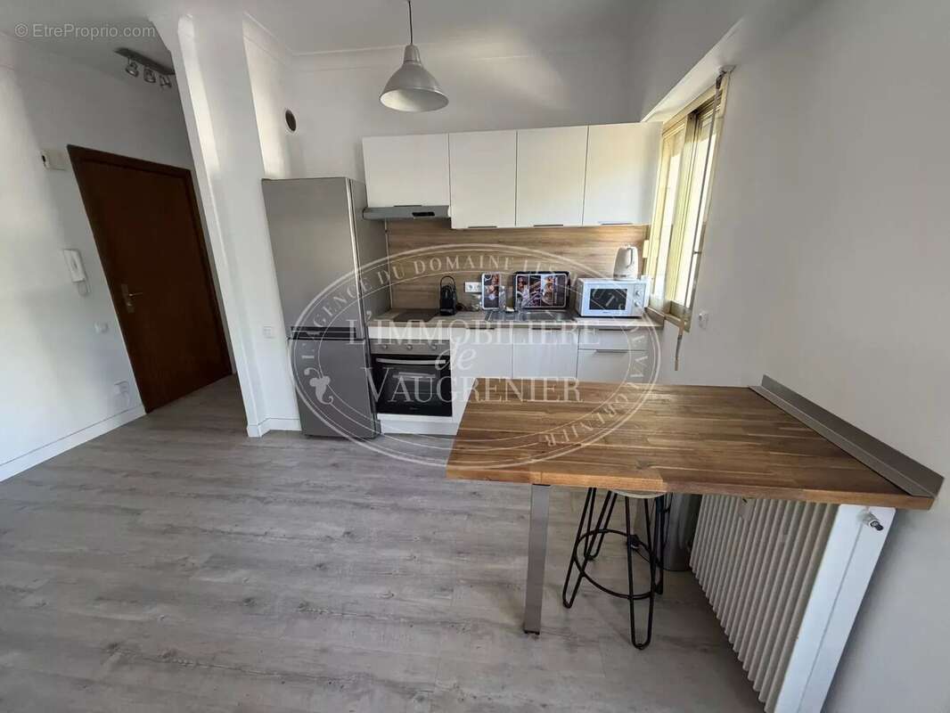 Appartement à VILLENEUVE-LOUBET