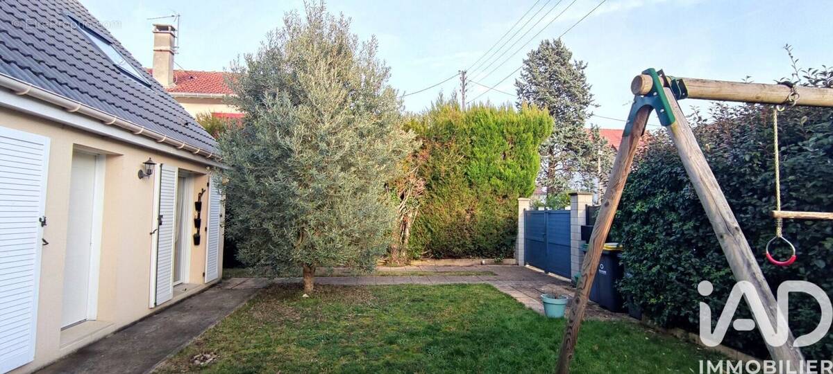 Photo 1 - Maison à BRUNOY