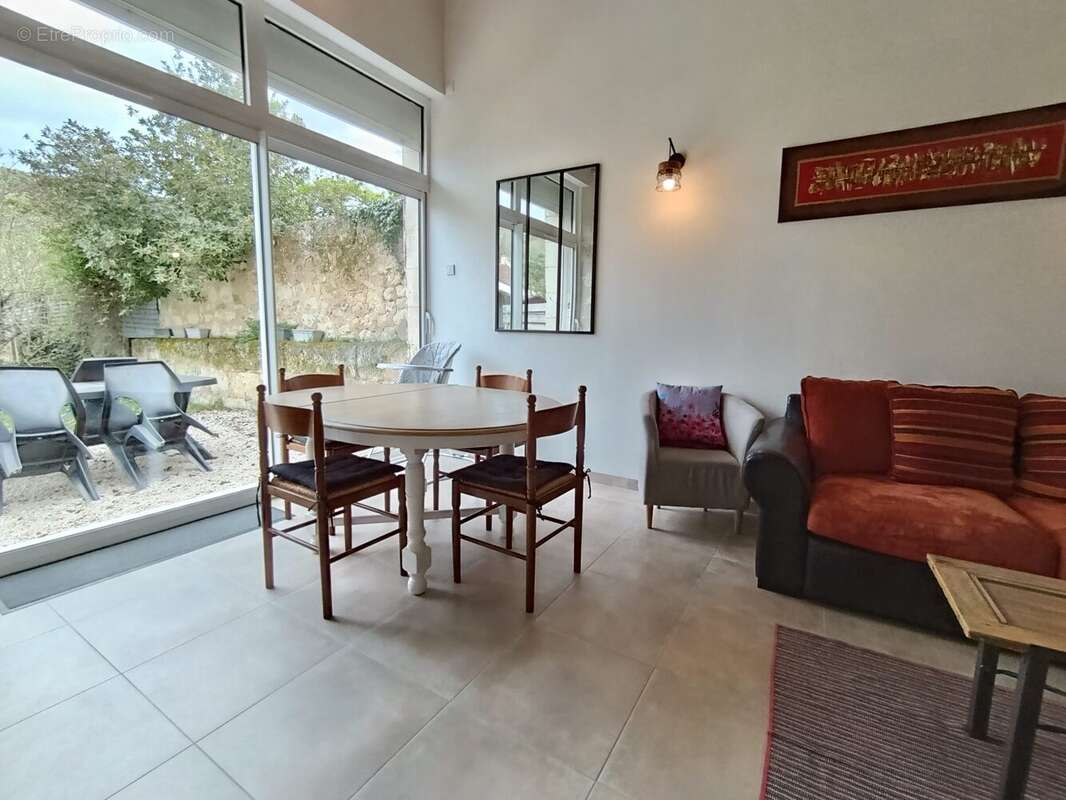 Maison à NOYERS-SUR-CHER