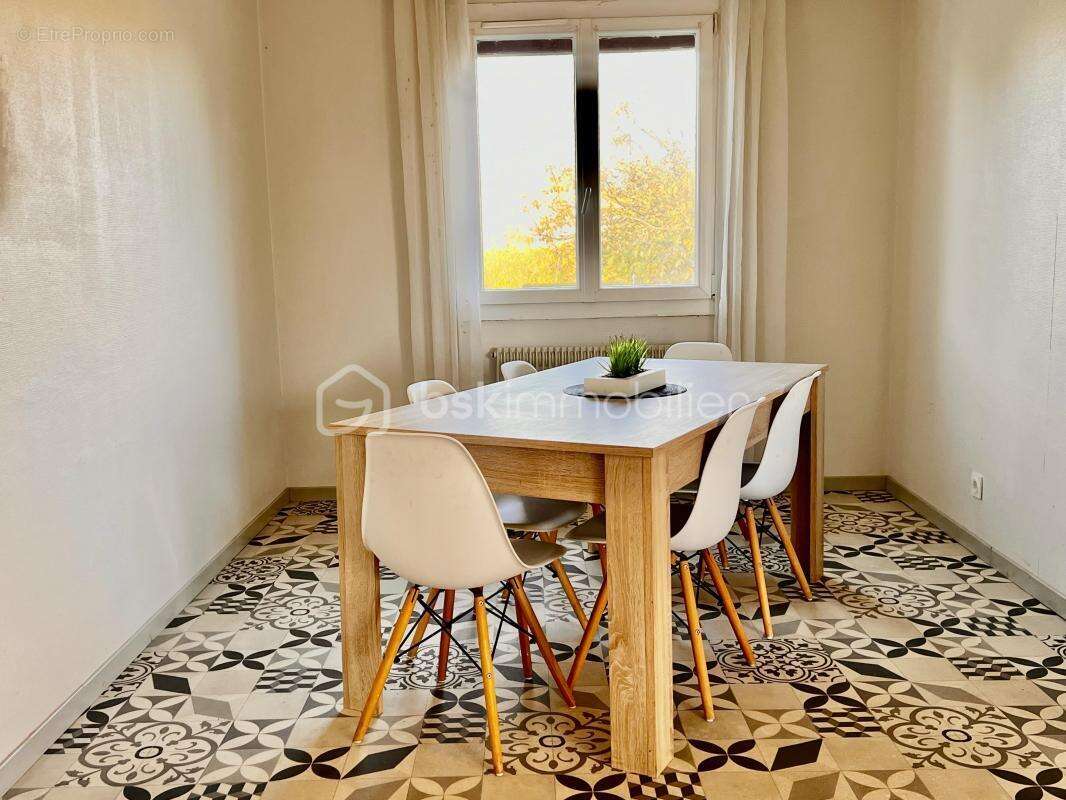 Maison à LA VILLEDIEU-DU-CLAIN