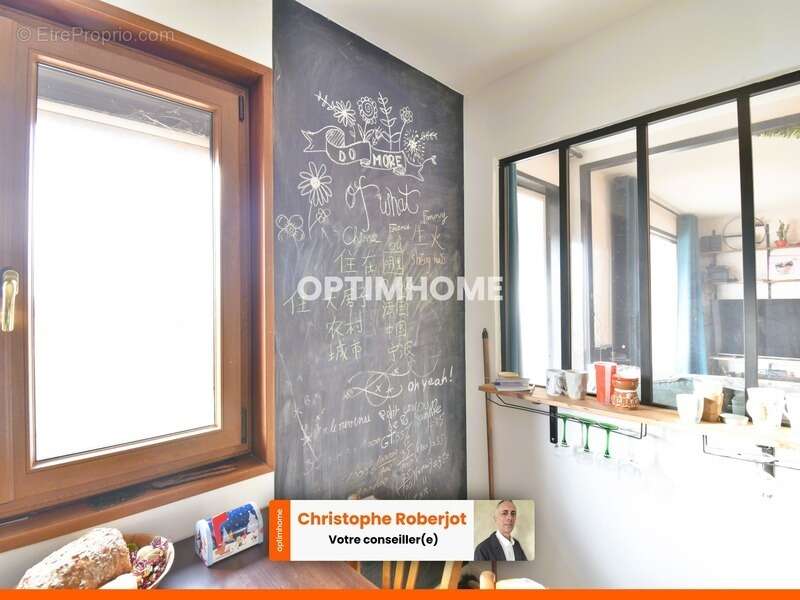 Maison à OUROUX-SUR-SAONE