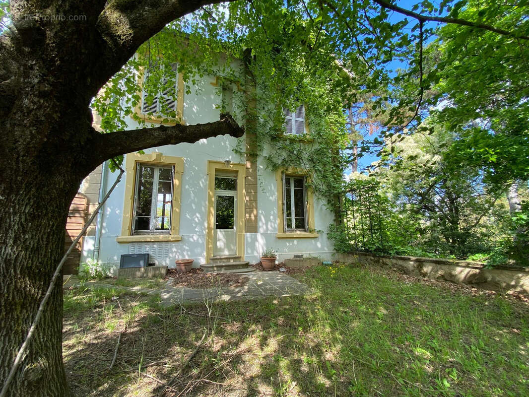Maison à BOURG-DE-PEAGE