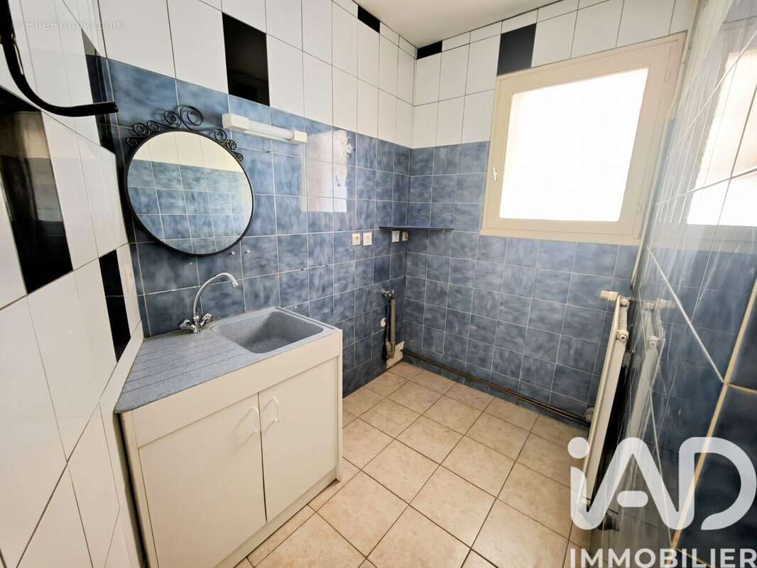 Photo 8 - Maison à CARENTOIR