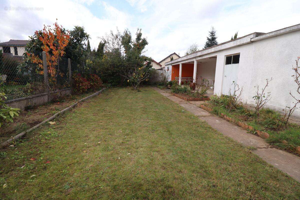 Maison à JUVISY-SUR-ORGE