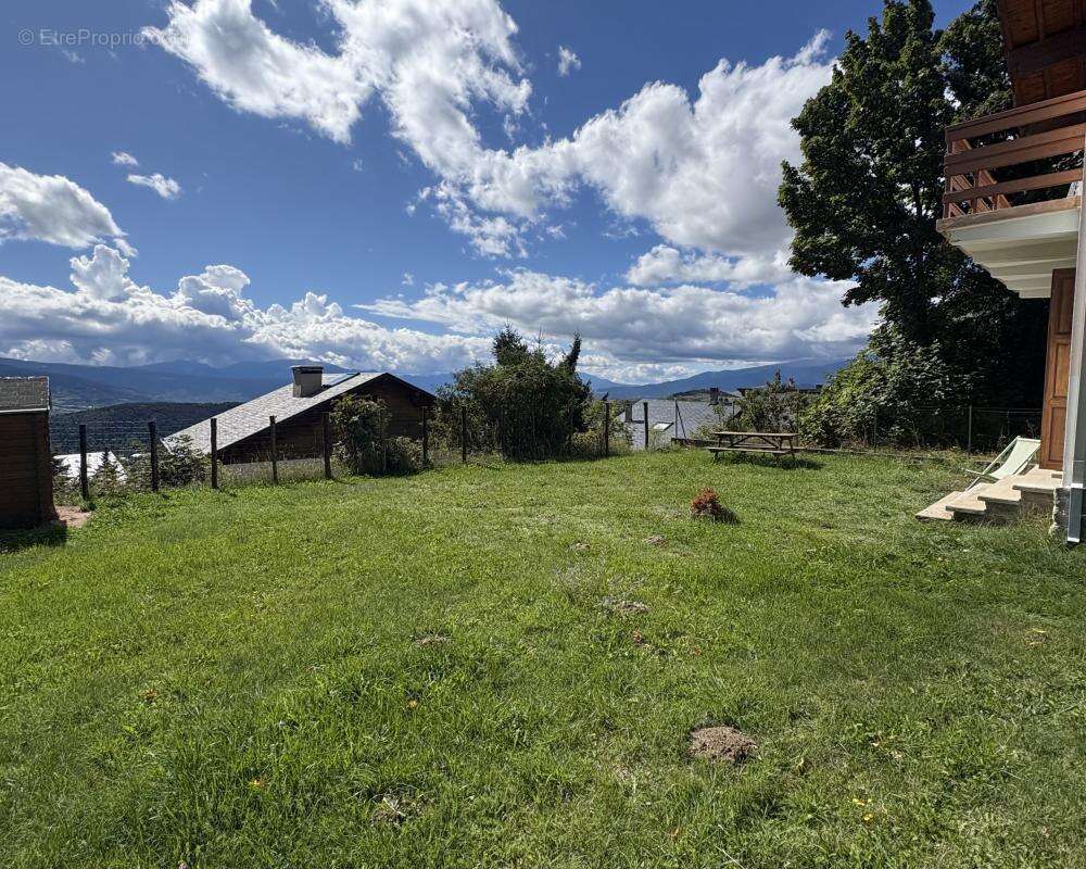 Appartement à FONT-ROMEU-ODEILLO-VIA