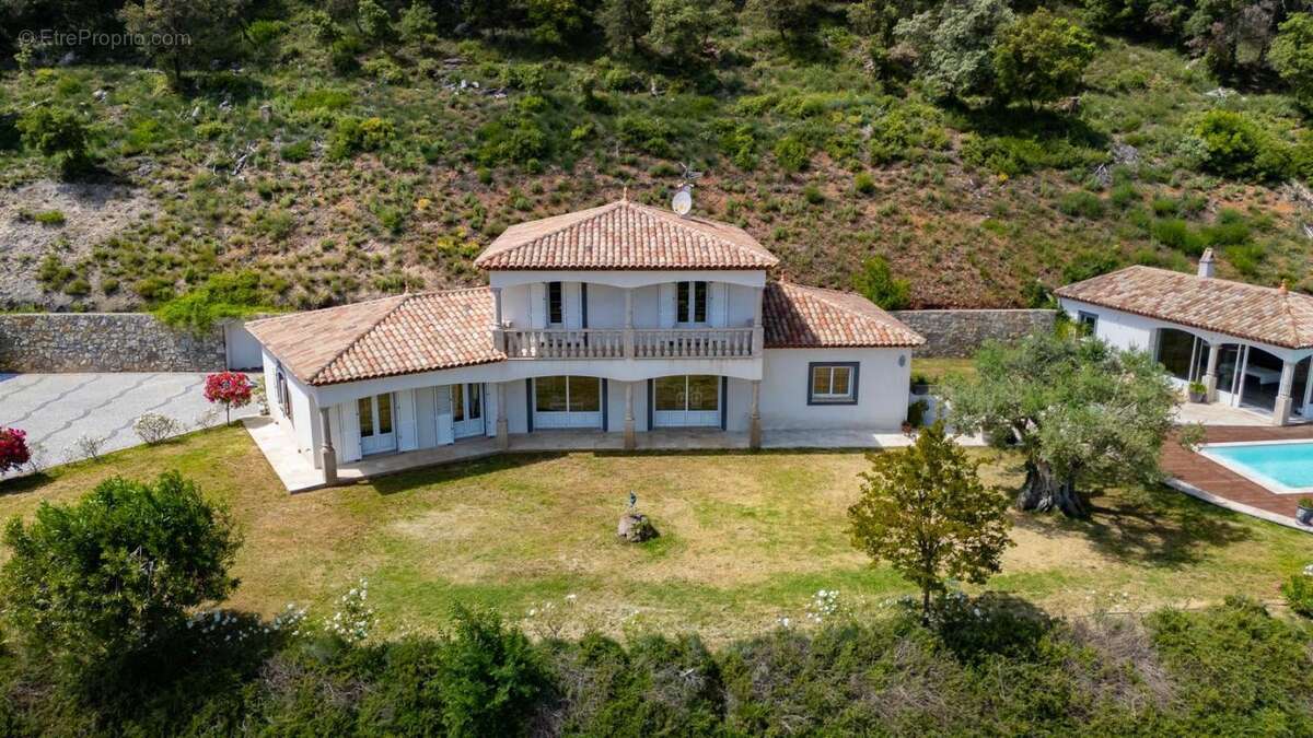 Maison à LA MOTTE