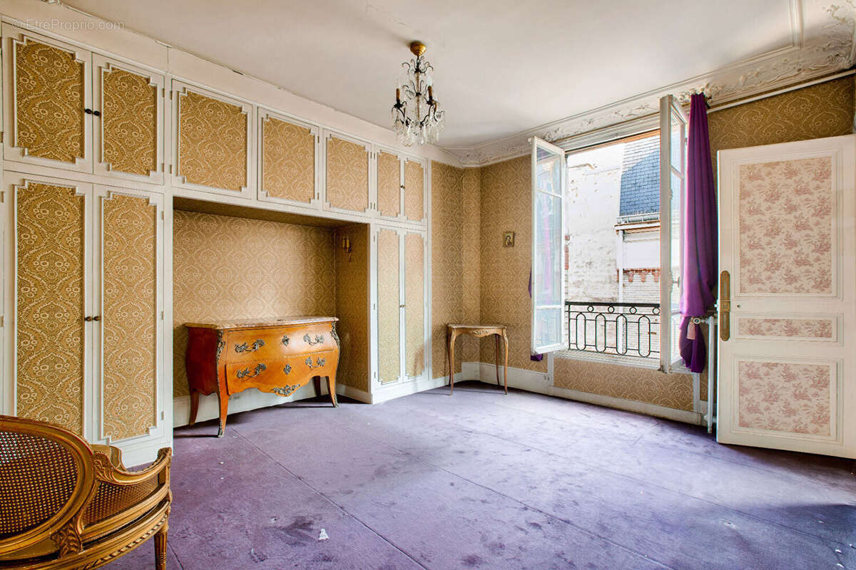 Appartement à PARIS-11E