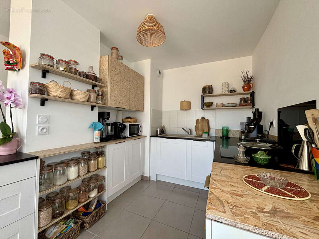 Appartement à MARSEILLE-2E