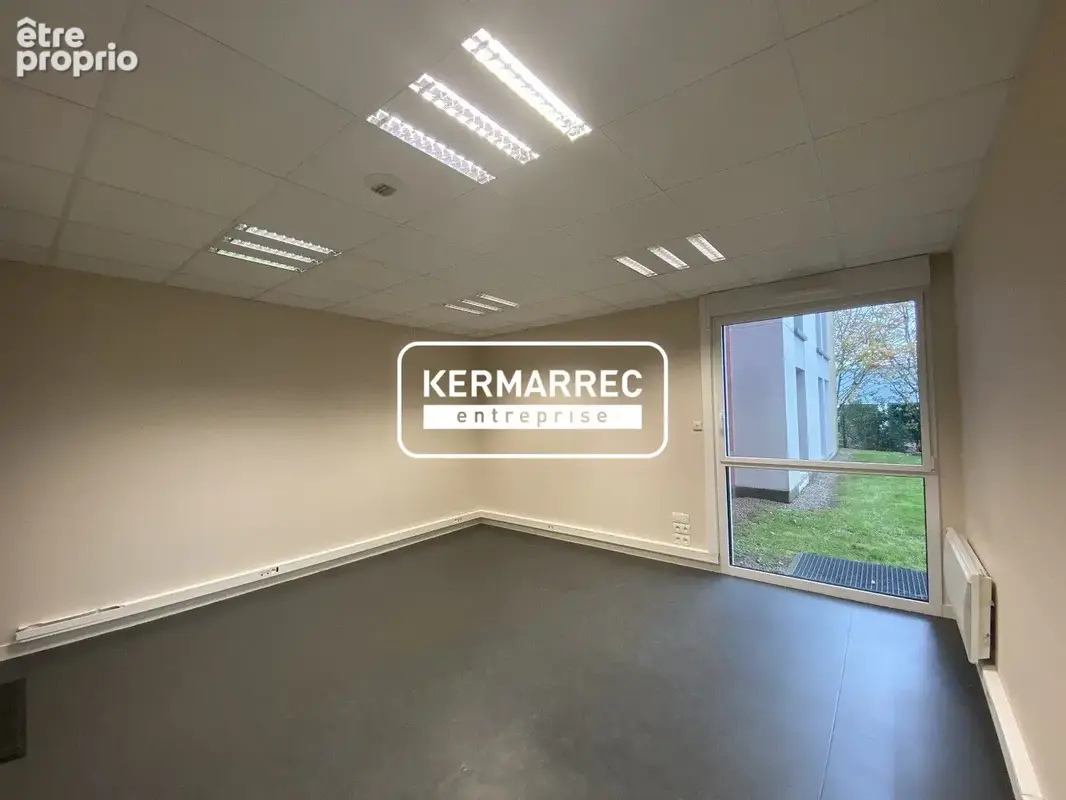 Commerce à LE RHEU