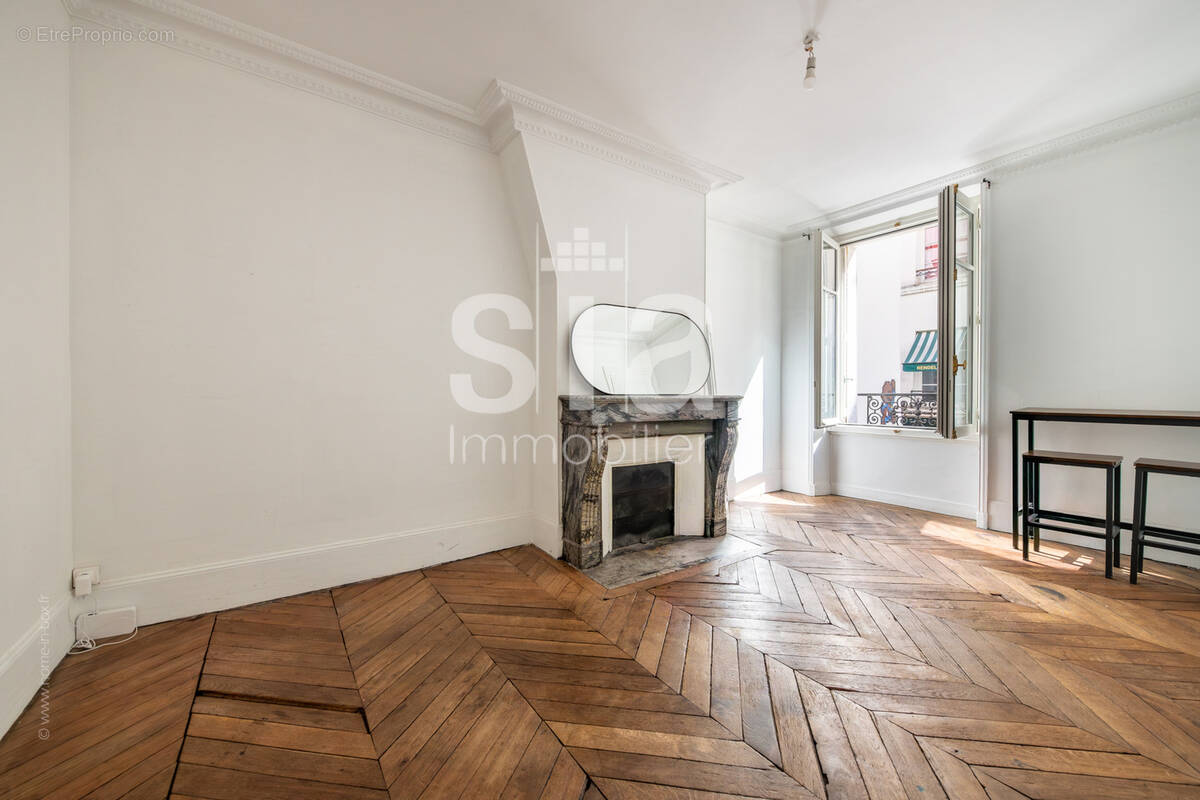 Appartement à PARIS-4E
