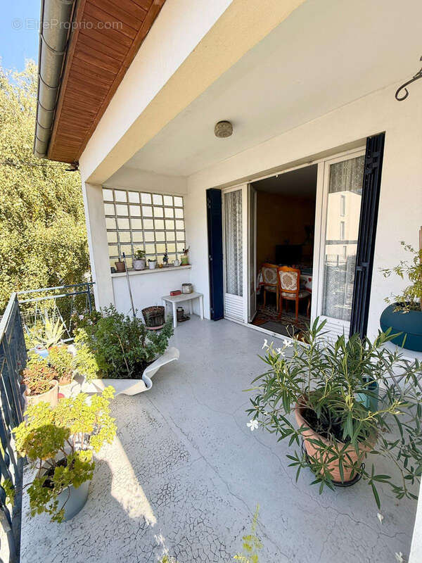 Maison à VERRIERES-LE-BUISSON