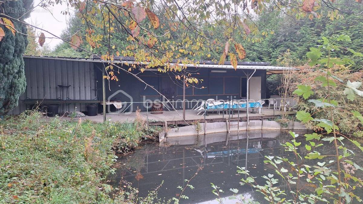 Terrain à LA CHAUSSEE-TIRANCOURT