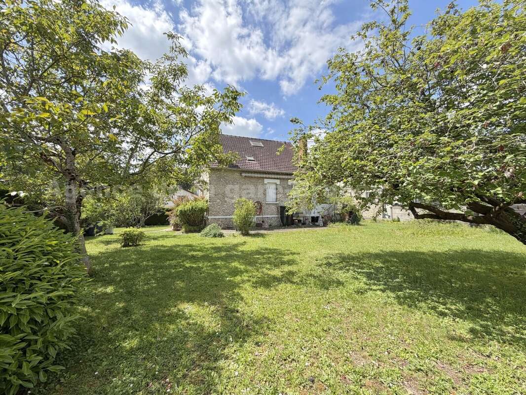 IMG_2725 - Maison à VARENNES-JARCY