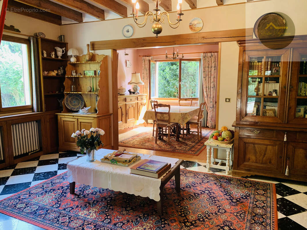 Maison à CHEROY