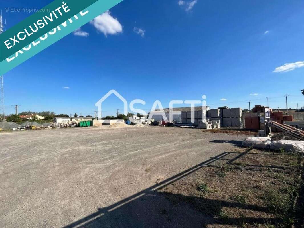 Photo 5 - Commerce à THOUARS