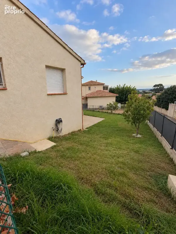 Villa mitoyenne T4/5 ? Beaux volumes, charpente apparente et jardin - photo 9