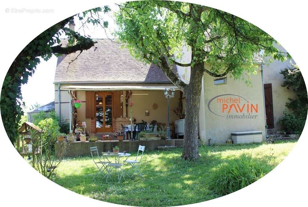 Maison 142 m² à La Guerche-Sur-L'aubois  - photo 9