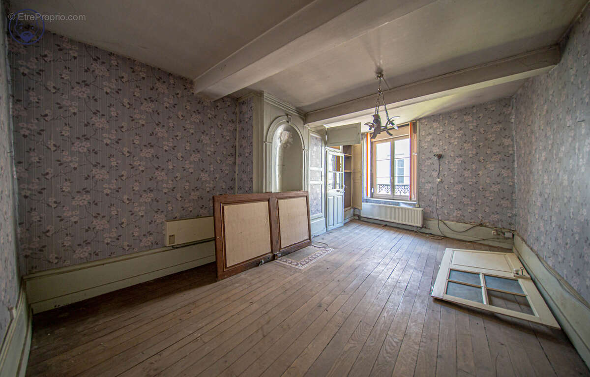 Maison de ville à rénover   Fort potentiel   Idéal investisseur ou résidence principale - photo 9