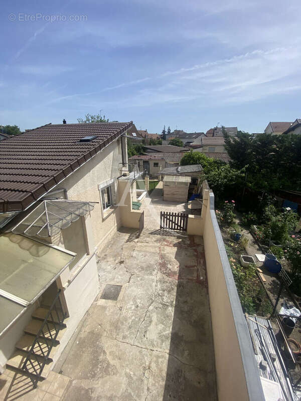 Maison à DRANCY