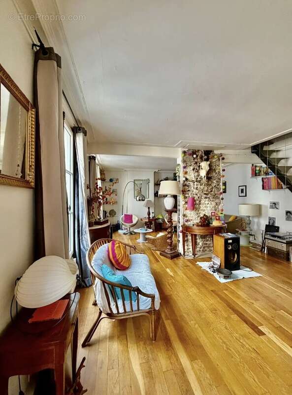 Appartement à PARIS-15E