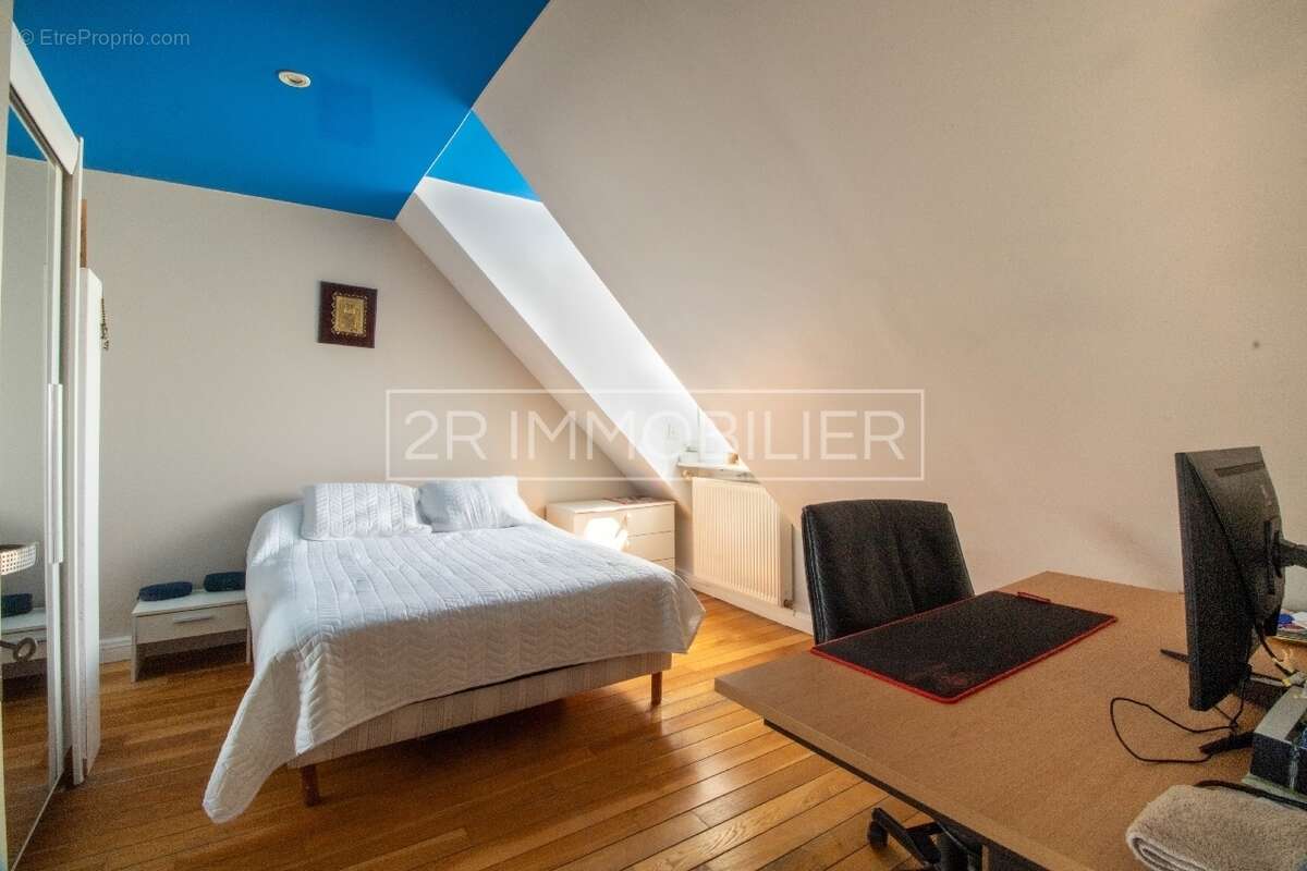 Maison à MAGNY-LE-HONGRE