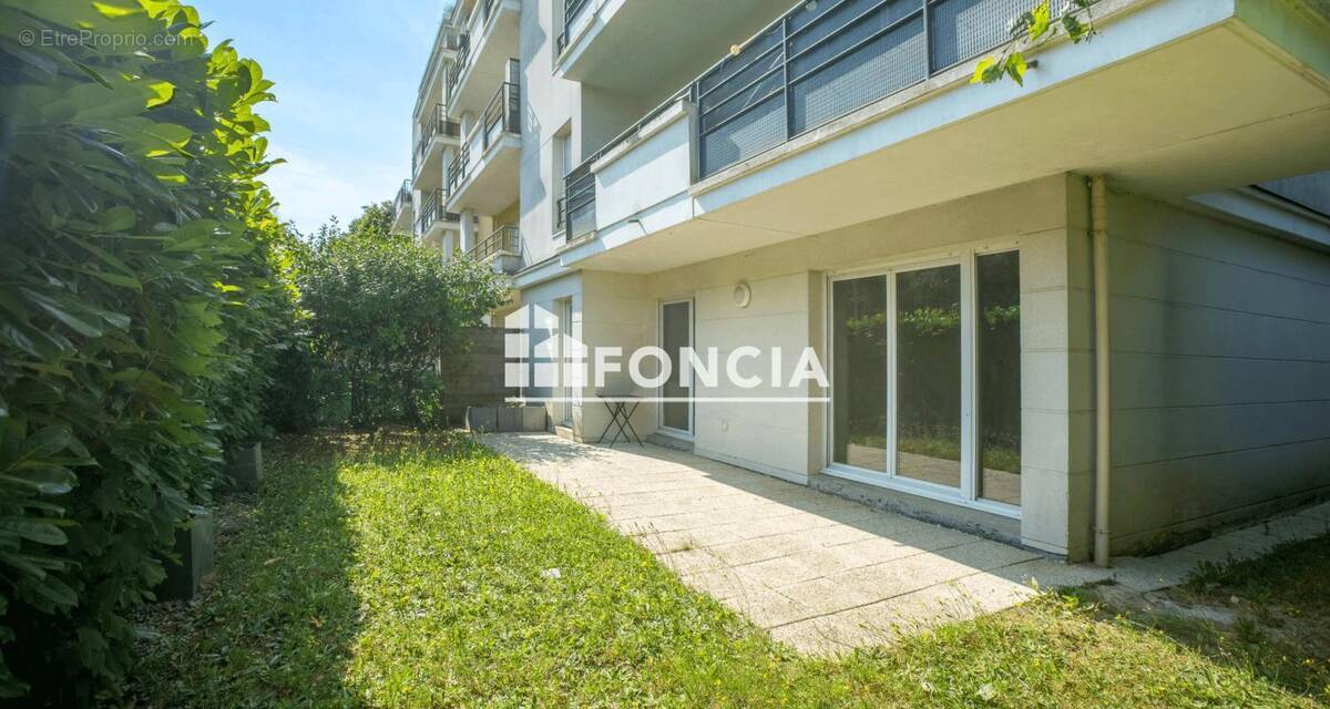 Appartement à ELANCOURT