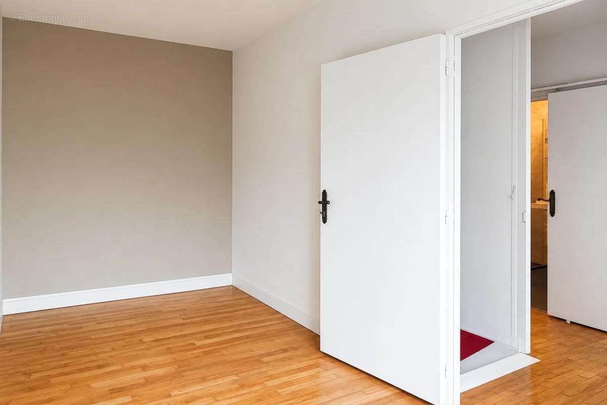 Appartement à SAINT-ASTIER