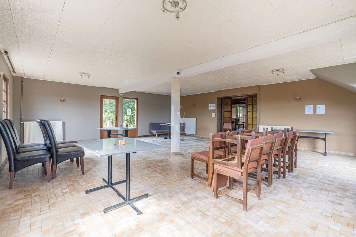 Maison à SAINT-GERMAIN-LES-BELLES