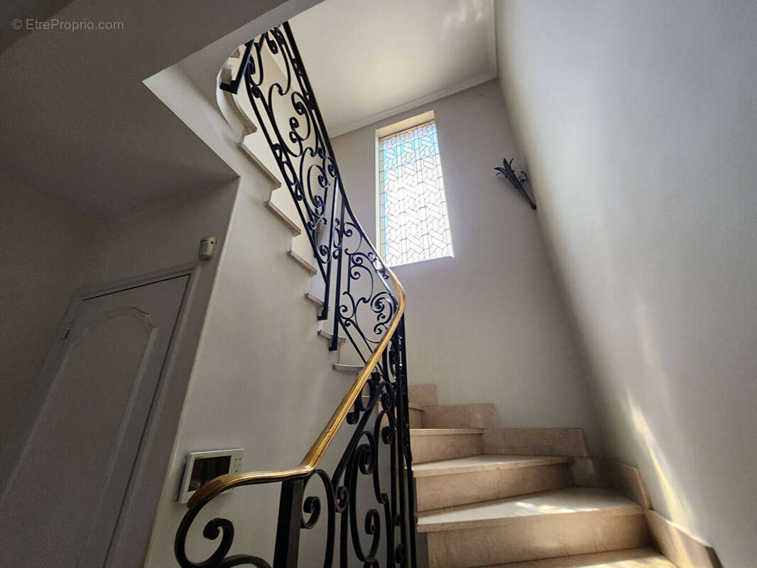 Maison 170m² à saint-saturnin-lès-avignon - photo 13