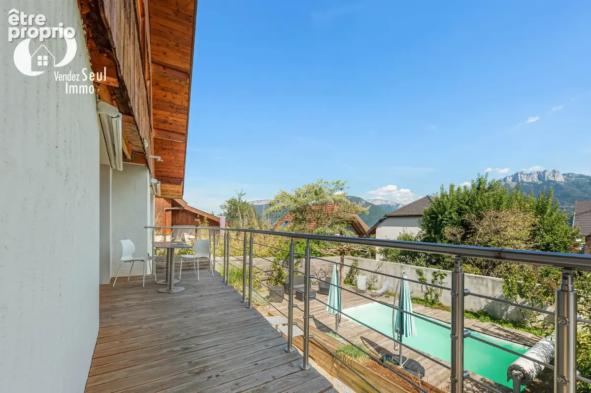 Maison individuelle avec vue dégagée sur les montagnes environnantes. - photo 8