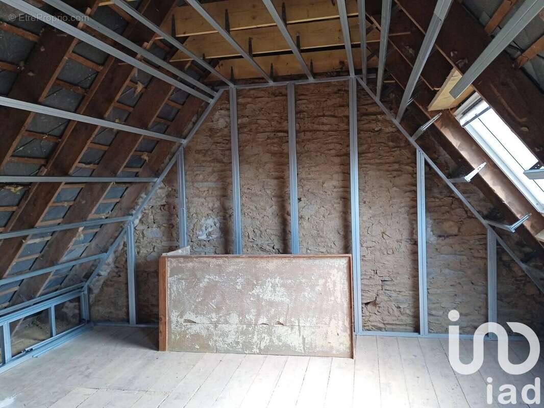 Photo 9 - Maison à LA ROCHE-DERRIEN