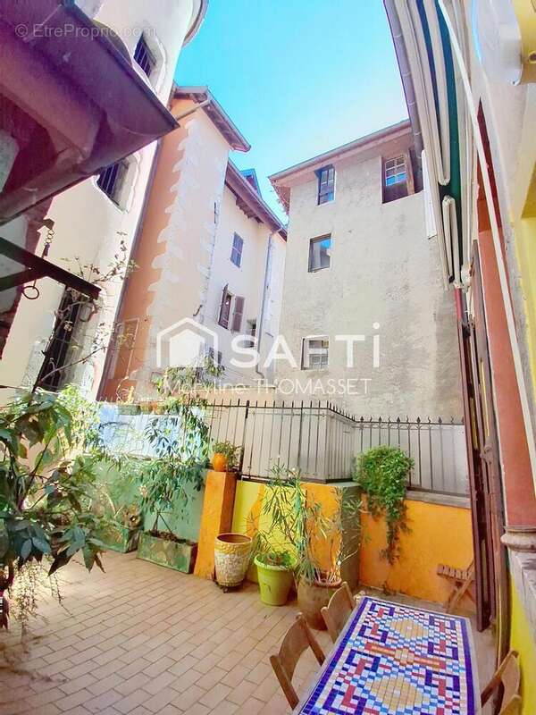 Appartement 153 m² à Annecy  - photo 2