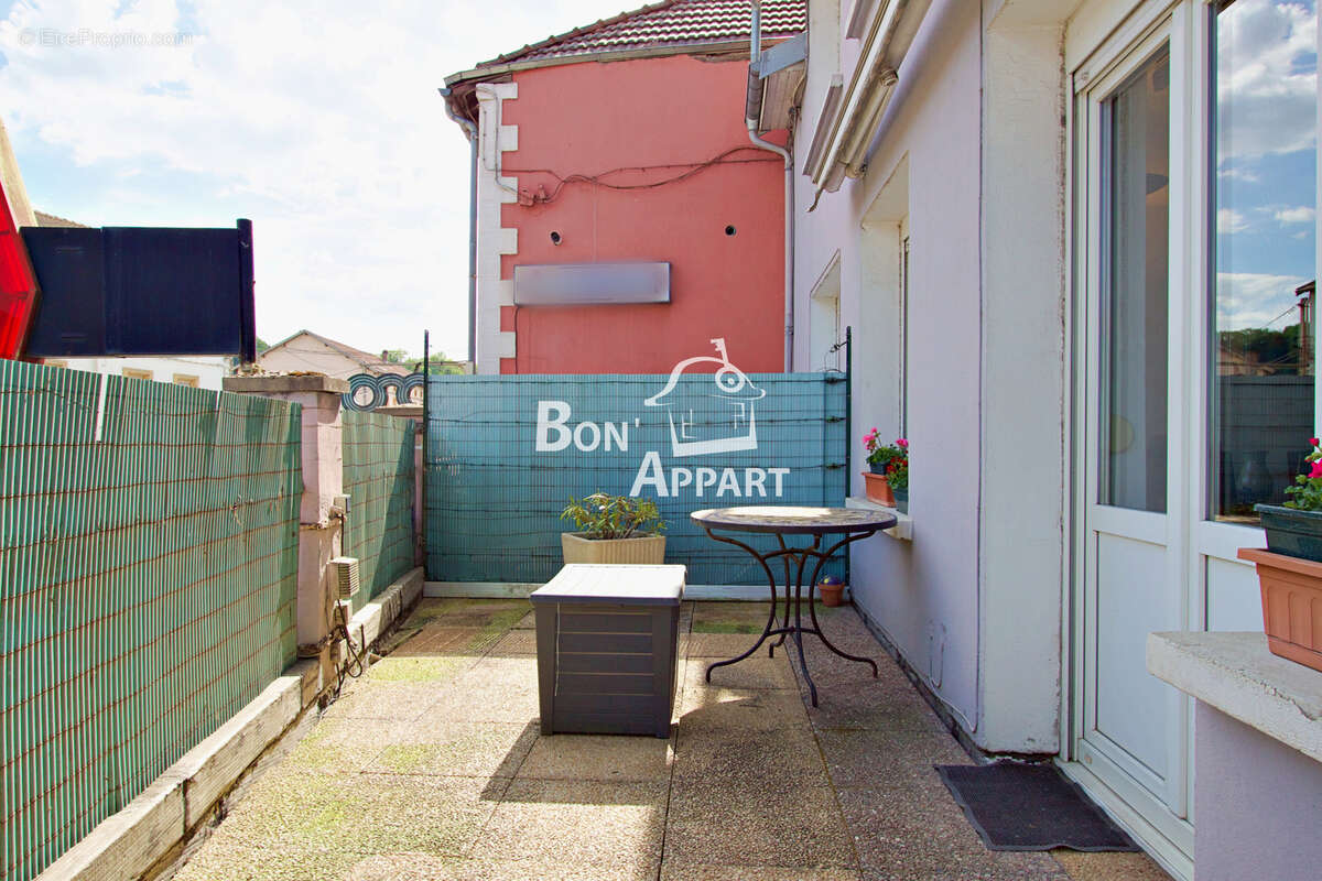 Appartement à JOEUF