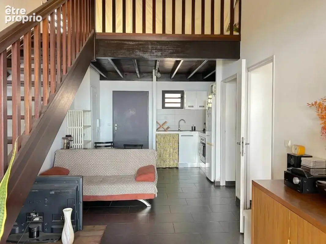 Appartement T2 bis duplex avec superbe vue dégagée océan Indien - photo 5