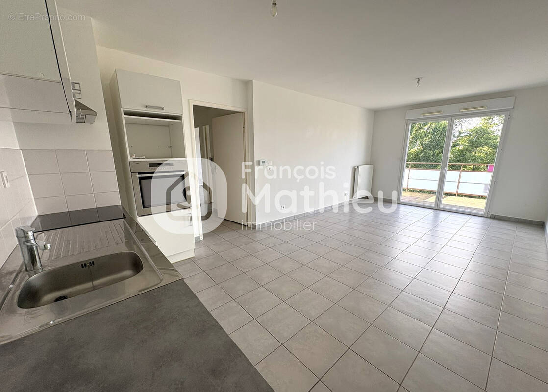 Appartement à SAINT-ANDRE-DE-CORCY
