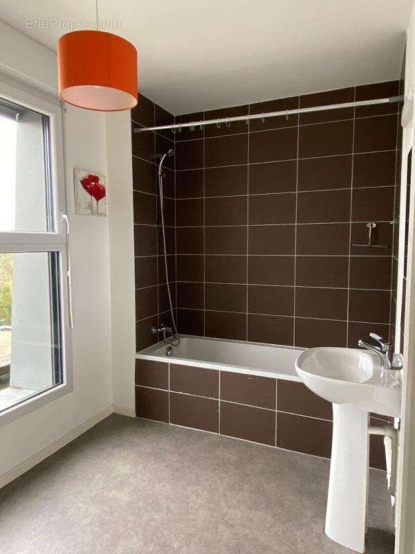 Appartement à SAINT-AVE