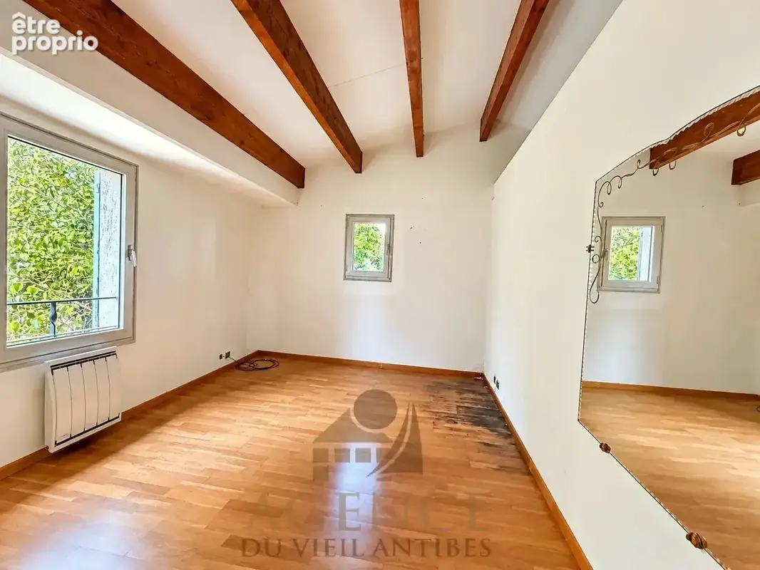 Antibes Suquette Maison avec terrain 2100m2– Authentique propriété en pierre – Environnement privilégié – Fort potentiel – Pisci - photo 21