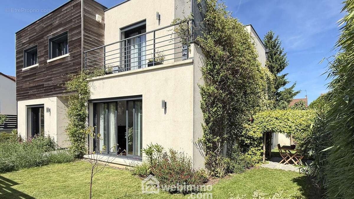 Maison à ORMESSON-SUR-MARNE
