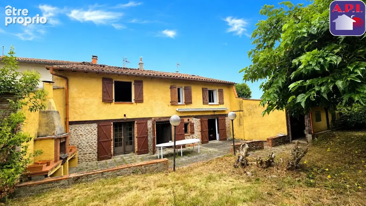 Photo Maison à Lissac au prix de 161 000€
