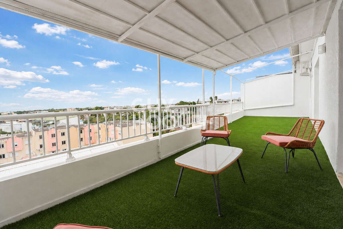 Appartement Sainte Clotilde 5 pièce(s) 151.41 m2 - photo 3