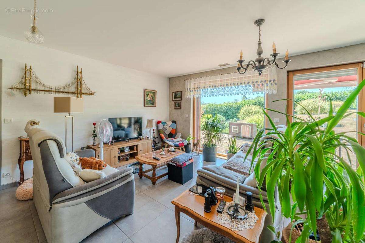Maison de 4 pièces de 130 m² à La Chapelle - photo 7