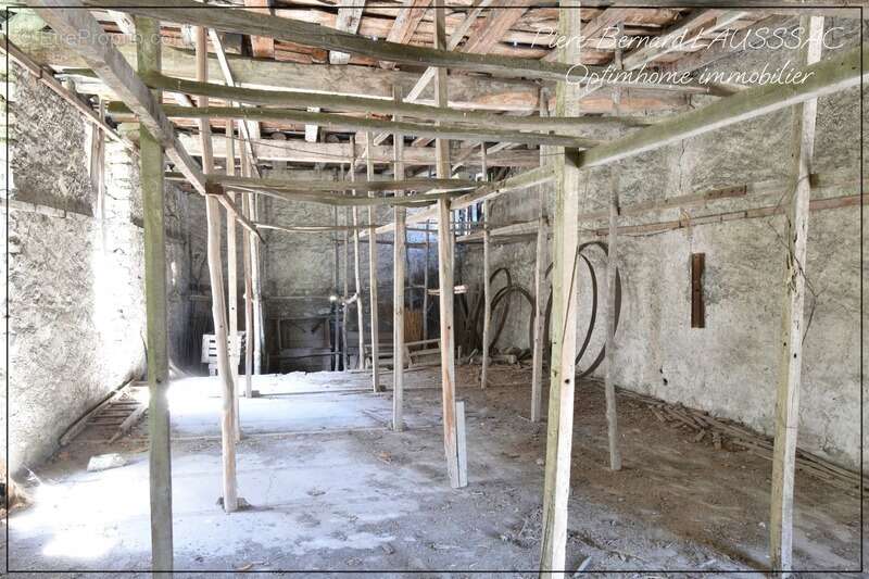 Maison à SAINT-JEAN-DE-LA-PORTE