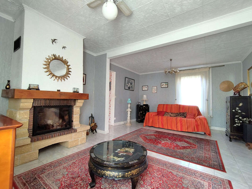 Maison à SAINT-PIERRE-DES-CORPS