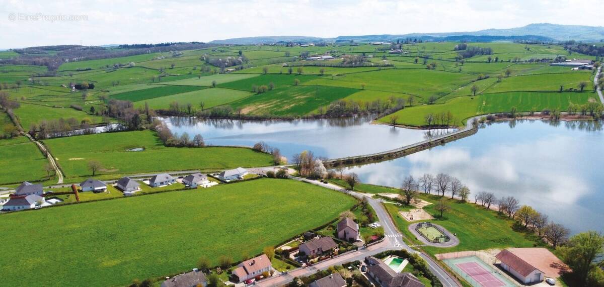 Terrain à LE CREUSOT
