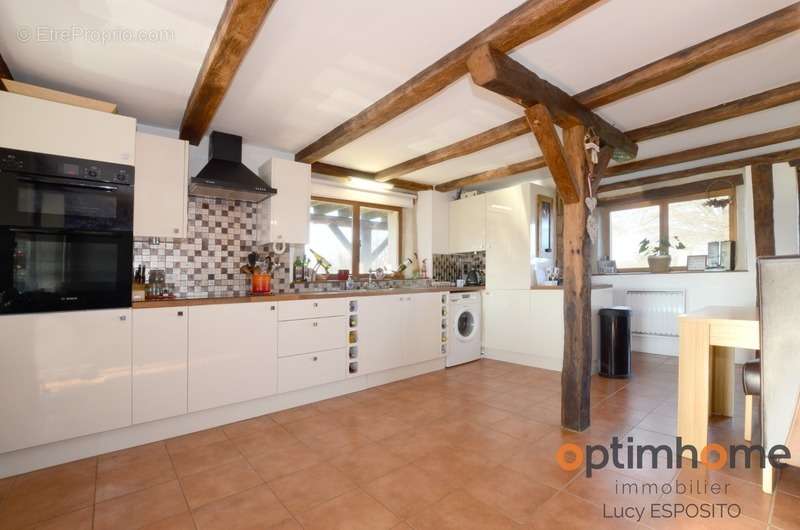 Maison à MAUPREVOIR