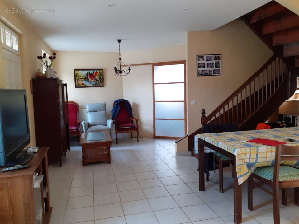 Maison à TRESSIGNAUX