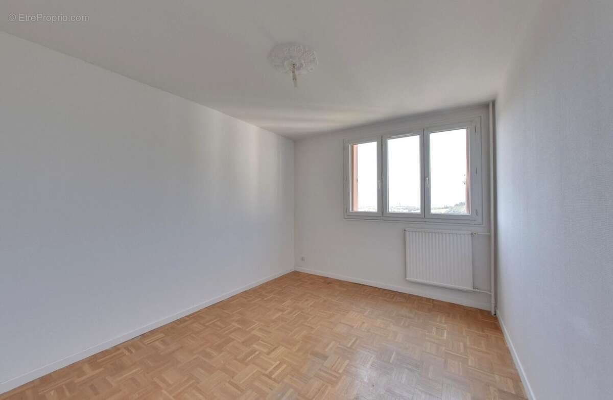 CHAMBRE 1 - Appartement à SEYSSINS